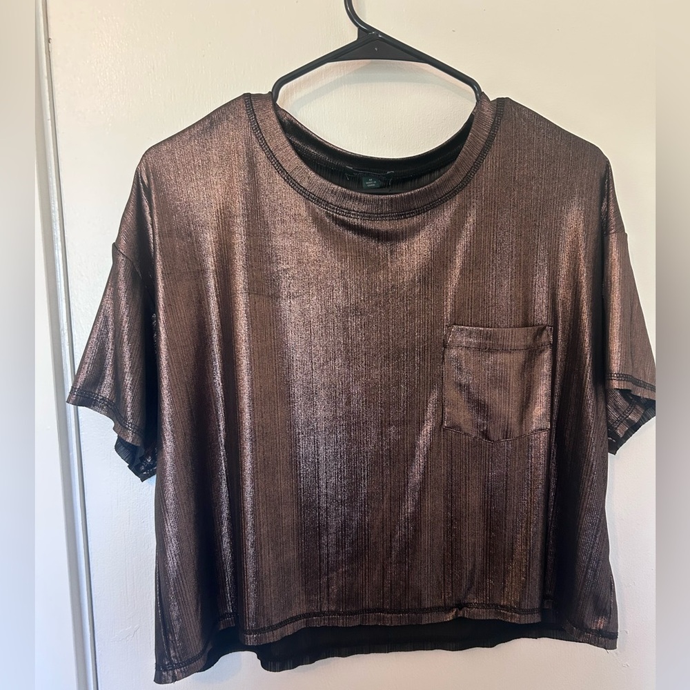 Metallic Short Sleeve Top